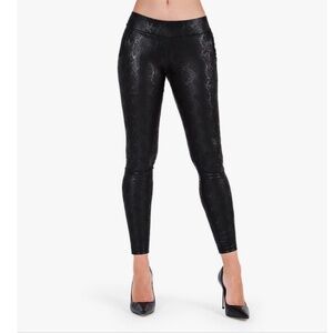 Scorpio Sol Women’s High Rise Metallic Snake Print Leggings Size Large